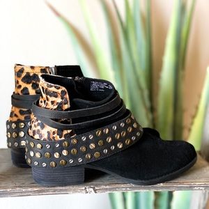 New Naughty Monkey Suede Leopard Print Boots
